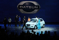 インドの首都ニューデリー（New Delhi）郊外のグルガオン（Gurgaon）で発表された日産自動車（Nissan Motor）のダットサン（Datsun）「ゴー（Go）」（2013年7月15日撮影）。(c)AFP/SAJJAD HUSSAIN