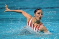 第16回世界水泳選手権、シンクロナイズドスイミング、ソロフリールーティン（FR）決勝の演技に臨む乾友紀子（2015年7月29日撮影）。(c)AFP/CHRISTOPHE SIMON