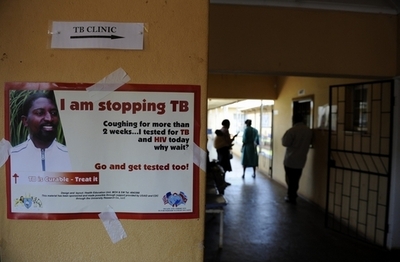 結核の制圧に刑務所内環境の改善不可欠、赤十字