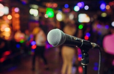 韓国のカラオケ店、酒の違法販売で客とトラブル…飲んだその客に通報され、罰金刑