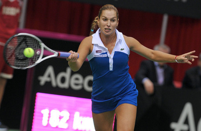 セルビアとスロバキアは1勝1敗で初日終える、フェド杯