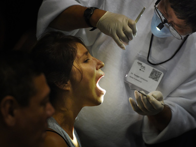 カリフォルニア州、不法移民も公的医療保険の対象に 来年1月から 米国初