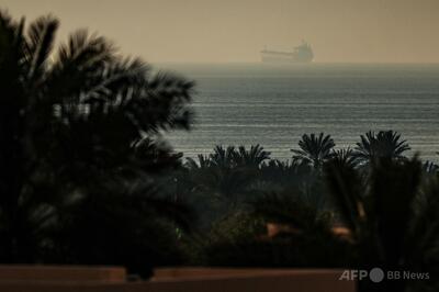 原油10%急落、アジア株は大幅反発 トランプ氏の作戦「早期終了」発言受け