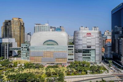 韓国の百貨店、外国人売り上げ「1兆ウォン時代」目前…VIP争奪戦が本格化