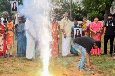 米副大統領候補ハリス氏の歴史的勝利、インドでも祝賀ムード