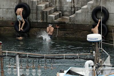 韓国・SNSにあふれる自慢の「ダイビングスポット」…実はすべて「水泳禁止」場所
