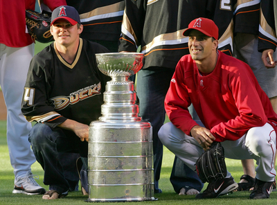 エンゼルス スタンレー杯初制覇のダックスと共演