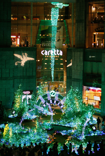 ミュージカル『ウィキッド』の世界をLEDで表現 - 東京