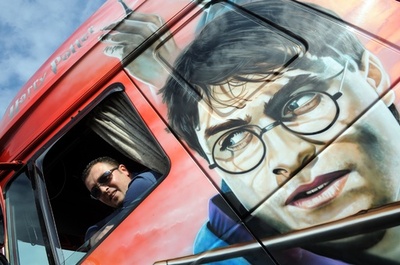 フランス版「デコトラ」コンテスト、ル・マンで開催