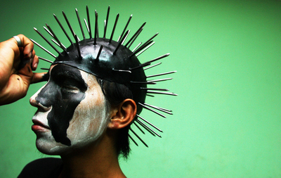 火の玉を投げ合うサンサルバドルの祭り