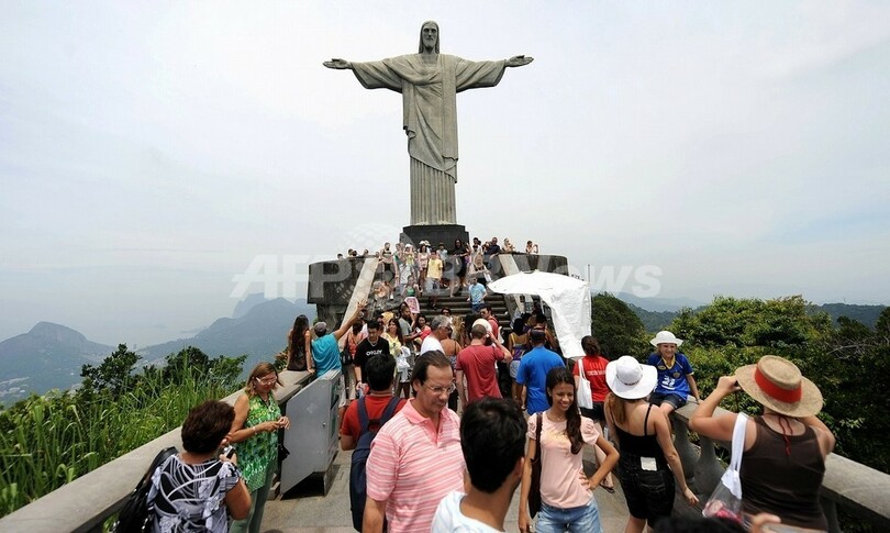 リオのカーニバル前日に外国人観光客が撃たれる ブラジル 写真1枚 国際ニュース Afpbb News