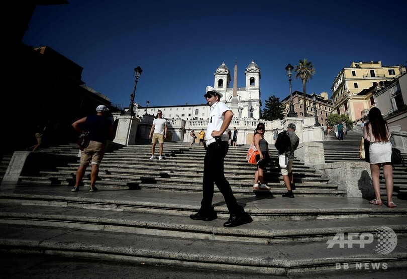 ローマの休日 の階段 腰掛け禁止に 市の観光客対策で イタリア 写真14枚 国際ニュース Afpbb News