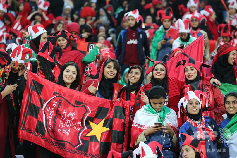 イラン、女性のサッカー生観戦を許可 10月のW杯予選