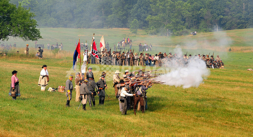 南北戦争150周年、「ゲティスバーグの戦い」を3日がかりで再現 米