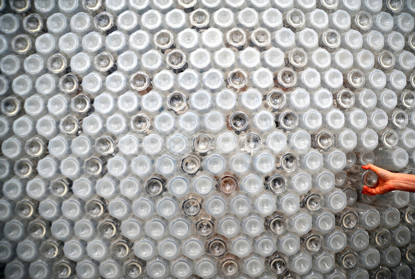 世界初ペットボトル製ホール、エキスポ目指し建築中 台北