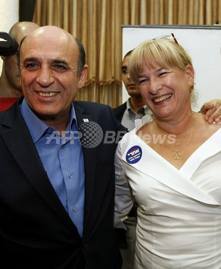 イスラエル与党党首選、モファズ運輸相の横顔 イスラエル与党党首選、モファズ運輸相の横顔