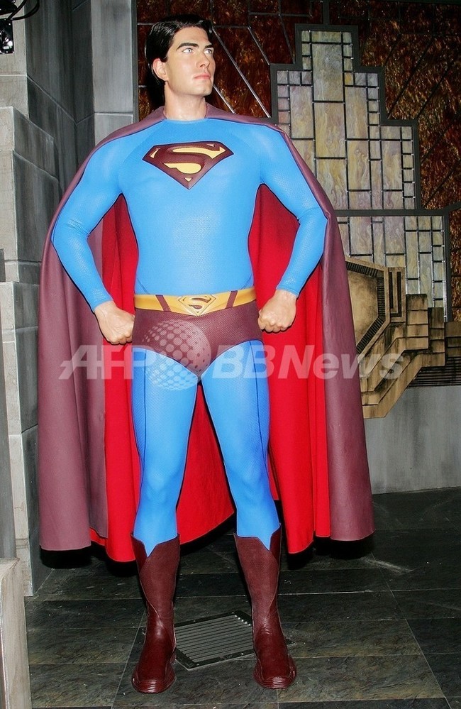 元祖スーパーヒーロー「スーパーマン」、間もなく70歳 写真1枚 国際 ...