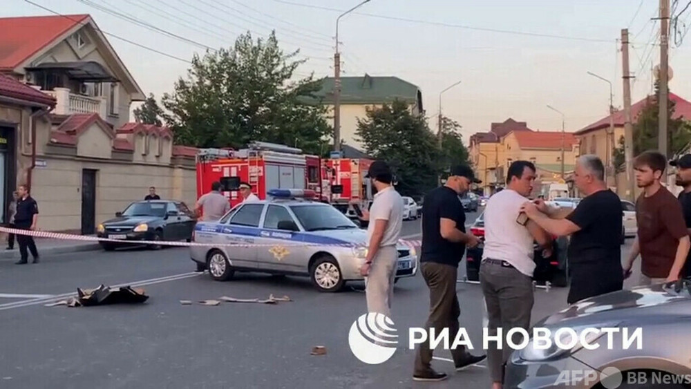 ロシア南部で武装集団が教会襲撃、9人死亡 「テロ」捜査開始
