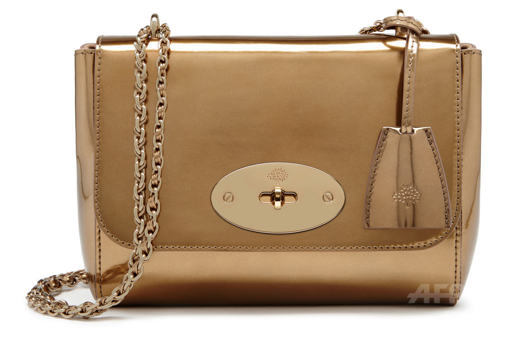 「マルベリー」メタリックカラーのクリスマスコレクション、11月25日発売