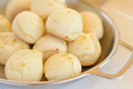 ポンデケイジョ（Pao de Queijo）。(c)Relaxnews/shutterstock.Com/
