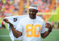 NFLプロボウル2014（NFL Pro Bowl 2014）。戦況を見守るチーム・ライスのジェリー・ライス（Jerry Rice）氏（2014年1月26日撮影）。(c)AFP/Getty Images/Scott Cunningham