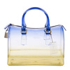 フルラ（FURLA）の新作バッグ「CANDY SUNSET」、4万2000円。(c)FURLA