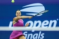 全米オープンテニス、女子シングルス決勝。リターンを打つアリーナ・サバレンカ（2024年9月7日撮影）。(c)CHARLY TRIBALLEAU/AFP