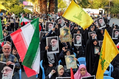 イスラエル、イランの軍事標的に「精密攻撃」