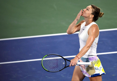 ハレプがドバイ選手権8強入り、マッチポイントしのいで辛くも勝利