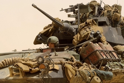 アフガン南部の国際部隊、指揮権の期間延長で米英蘭が合意