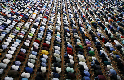 聖地メッカ、「間違った方角」に建設されたモスクが約200か所