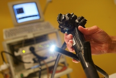 光ファイバーと電動滑車使った密輸団を摘発、12人逮捕