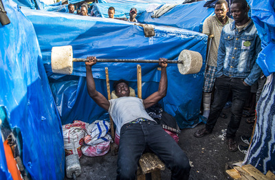 【今日の1枚】先が見えない難民キャンプ暮らし、財産は体力