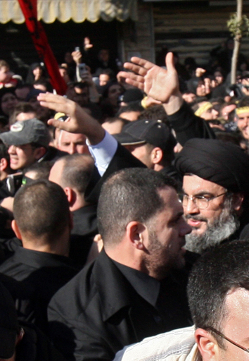 ヒズボラ指導者が1年ぶりに公の場に、イスラエルをけん制