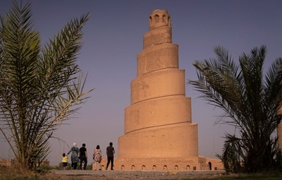 らせん状の世界遺産 イラクの尖塔「マルウィヤ・ミナレット」