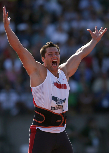 ボビー・スミス 男子やり投げを制す