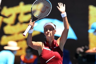 元女王アザレンカ、全豪OP4回戦へ スビトリーナに完勝