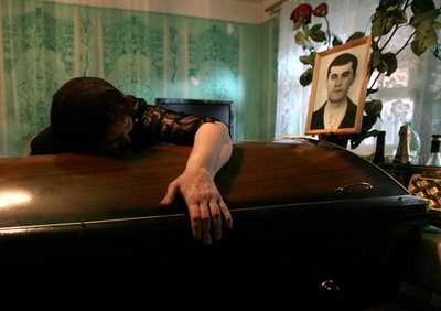 グルジアとロシアの軍事衝突、露大統領が国民の服喪日を宣言