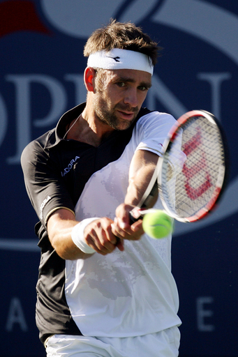 キーファー 全米1回戦を途中棄権