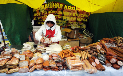 禁輸対象の欧州産食肉600トン、ガムやゼリーに偽装し密輸 ロシア