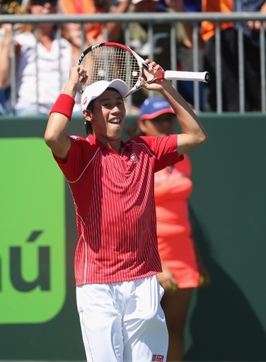 錦織がフェレール下す金星で8強入り、ソニー・オープン