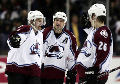 ＜06-07NHL＞アバランチ シュートアウトの末にダックスを破って連敗ストップ - 米国