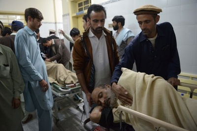 パキスタンの市場で自爆攻撃、31人死亡 情勢不安定な部族地域