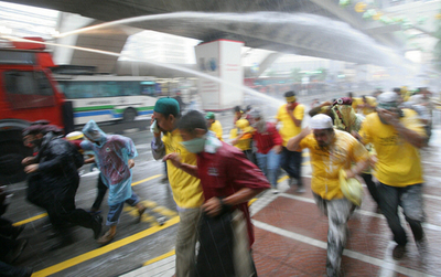 マレーシアで公正な選挙求める3万人規模のデモ、元副首相も参加