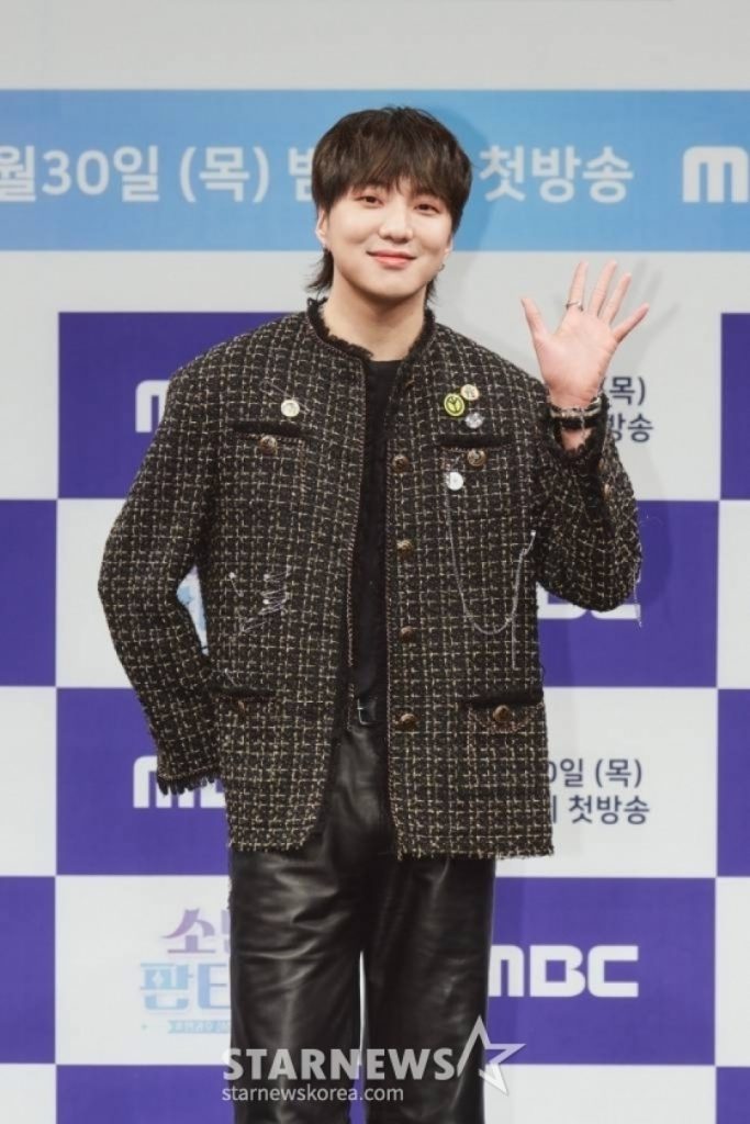 (c)STARNEWS
