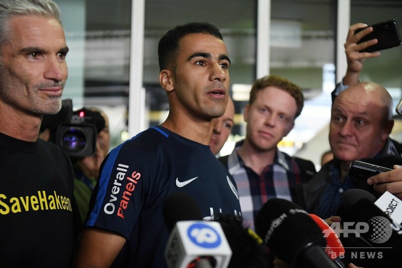 タイで拘束の難民サッカー選手 無事オーストラリアに帰国 写真5枚 国際ニュース Afpbb News