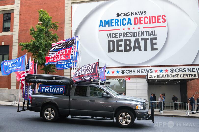 米CBSニュースのトップ辞任、トランプ政権との確執で