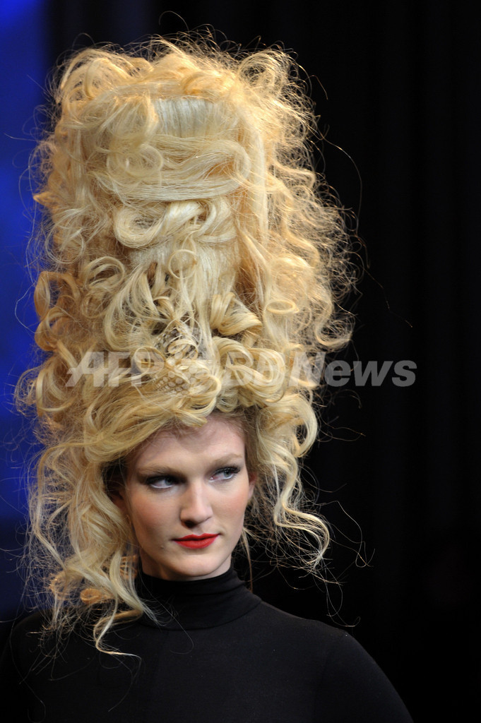 サンパウロでヘアーファッションショー 3人のヘアスタイリストが作品を発表 写真枚 国際ニュース Afpbb News