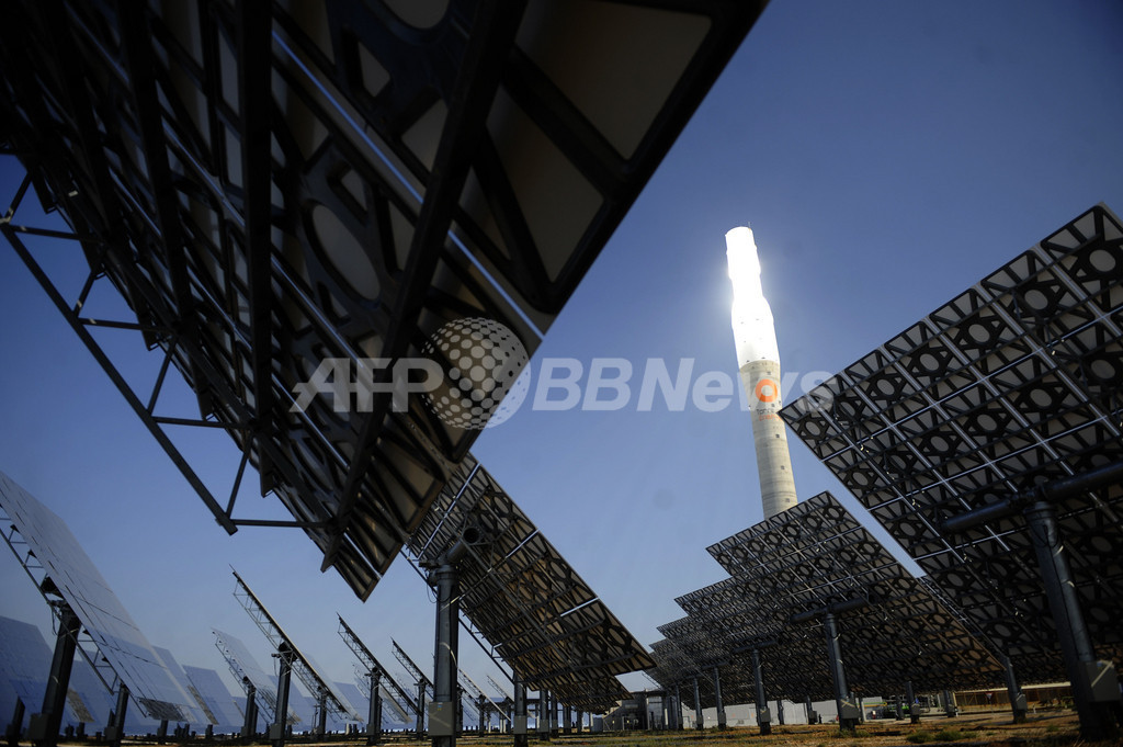 スペインの集光型太陽熱発電所「ヘマソラール」 写真12枚 国際ニュース：AFPBB News