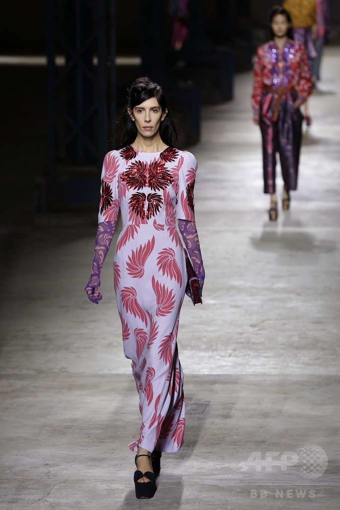 「ドリス ヴァン ノッテン」16年春夏コレクション